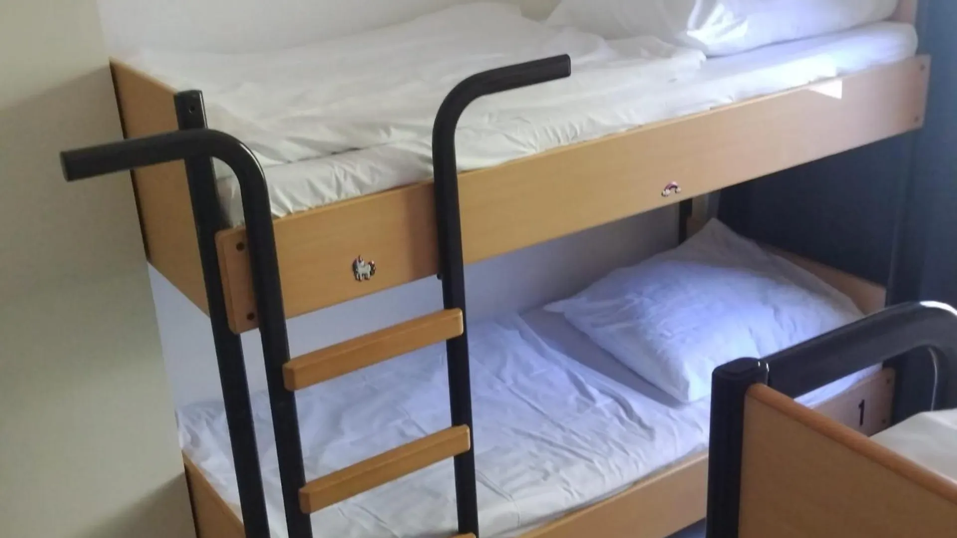 Monteurzimmer in Hamburg West bei Hansezimmer Hostel